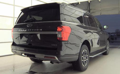 2022 Ford Expedition Max XLT