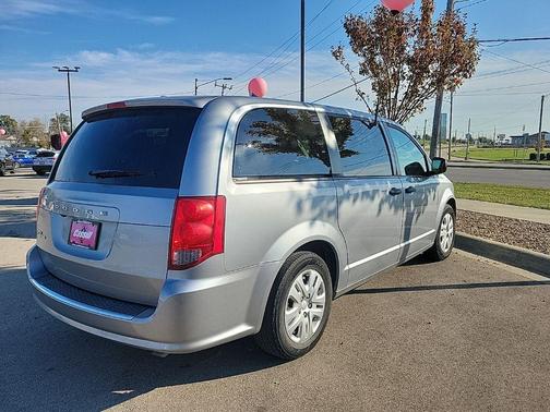 2020 Dodge Grand Caravan SE