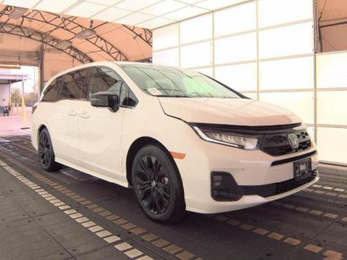 White 2025 Honda Odyssey Sport-L