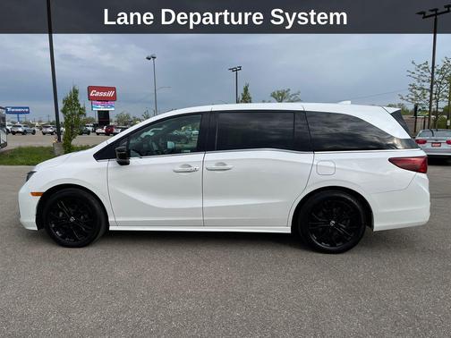 White 2025 Honda Odyssey Sport-L