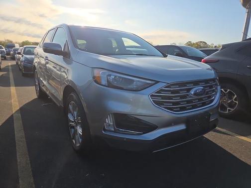 Silver Metallic 2024 Ford Edge Titanium
