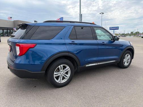 Blue Metallic 2023 Ford Explorer XLT