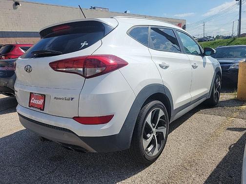 2017 Hyundai TUCSON Sport