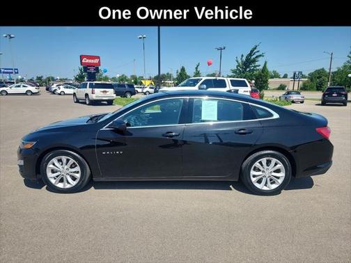 2022 Chevrolet Malibu FWD LT