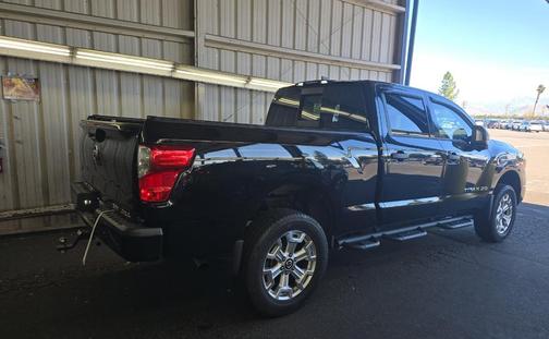 2022 Nissan Titan XD SV