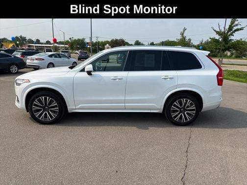 2020 Volvo XC90 T5 Momentum