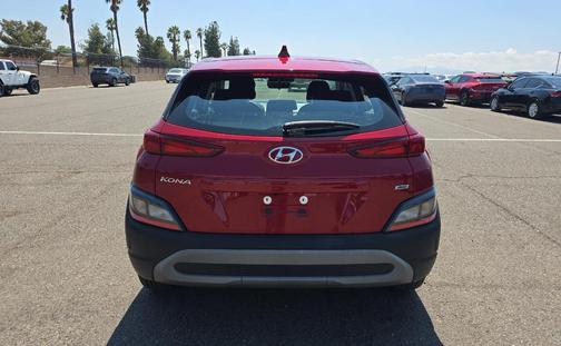 2023 Hyundai KONA SE