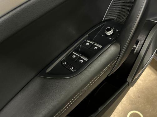 2024 Audi Q5 45 S line Prestige