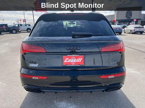 Mythos Black Metallic 2024 Audi Q5 45 S line Prestige