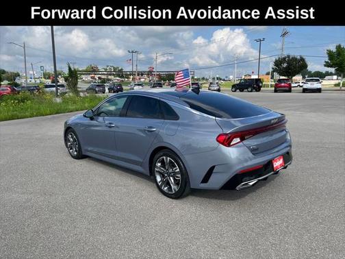 2022 Kia K5 EX