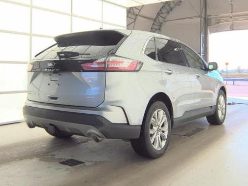 Silver Metallic 2023 Ford Edge Titanium
