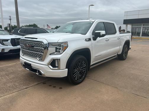 White Frost Tricoat 2022 GMC Sierra 1500 Denali