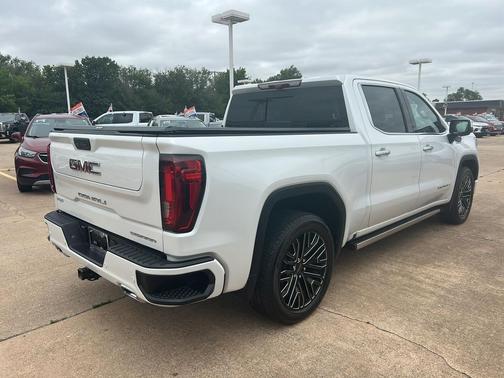 White Frost Tricoat 2022 GMC Sierra 1500 Denali