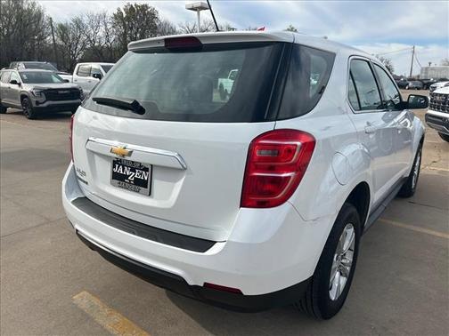 2017 Chevrolet Equinox LS
