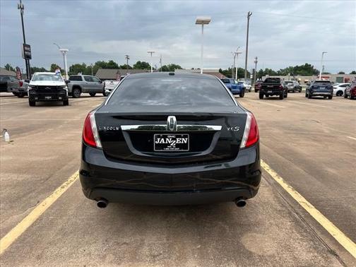 2010 Lincoln MKS Base