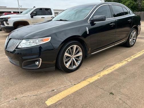 2010 Lincoln MKS Base