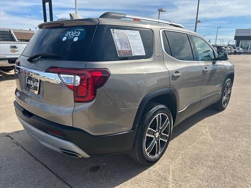 2023 GMC Acadia FWD SLT