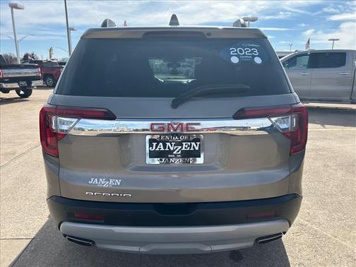 2023 GMC Acadia FWD SLT