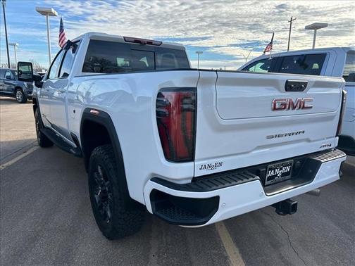 2026 GMC Sierra 2500 AT4