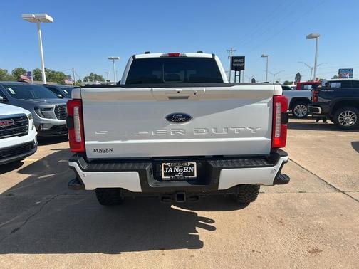 STAR WHITE 2024 Ford F-250 Lariat