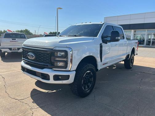 STAR WHITE 2024 Ford F-250 Lariat