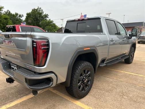 2025 GMC Sierra 2500 AT4