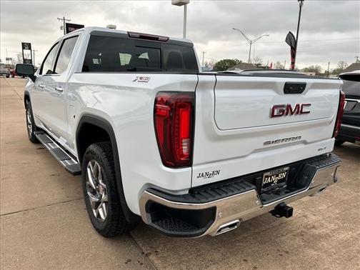 Glacier White Tricoat 2026 GMC Sierra 1500 SLT