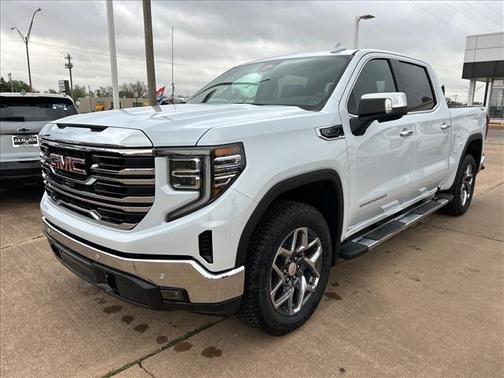 Glacier White Tricoat 2026 GMC Sierra 1500 SLT