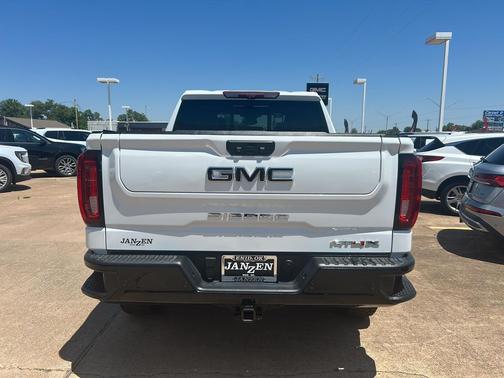 Summit White 2023 GMC Sierra 1500 AT4X