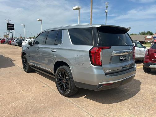 Sterling Metallic 2023 GMC Yukon Denali