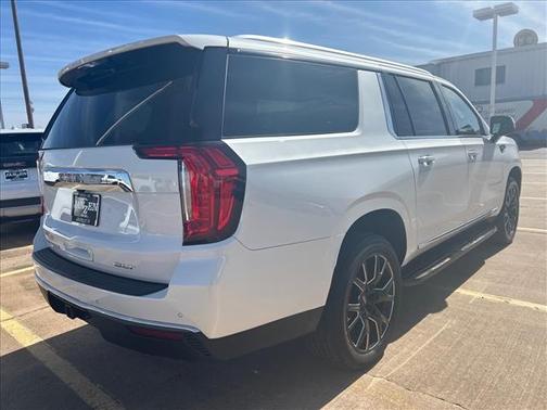 2021 GMC Yukon XL SLT