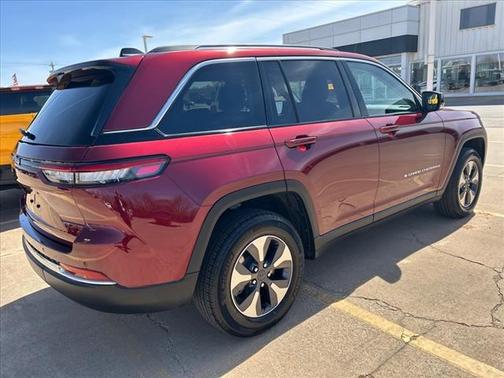 2022 Jeep Grand Cherokee 4xe Base