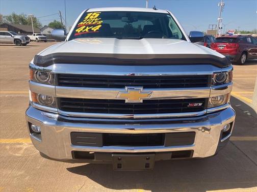 Photo 3 of 32 of 2015 Chevrolet Silverado 2500 LT