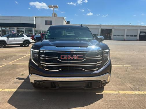 Titanium Rush Metallic 2022 GMC Sierra 1500 SLT