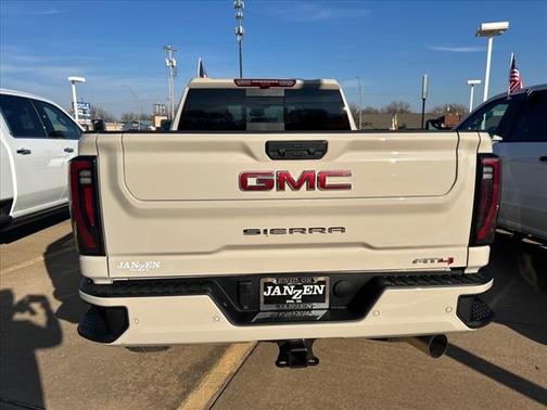 2026 GMC Sierra 3500 AT4