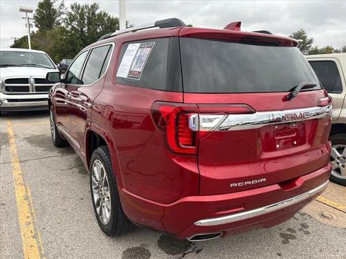 2022 GMC Acadia Denali