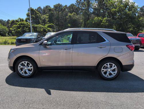 Sandy Ridge Metallic 2018 Chevrolet Equinox 2LT