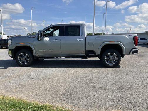 2025 GMC Sierra 2500 SLT