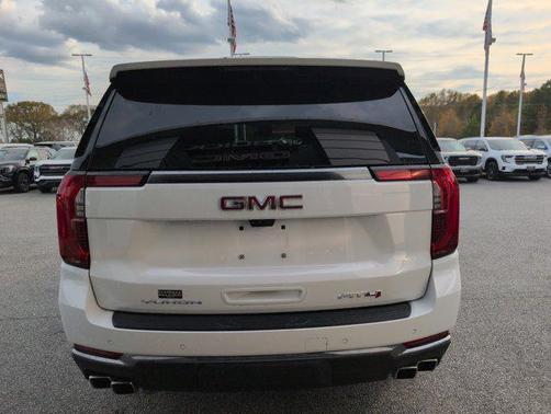 2026 GMC Yukon 4WD AT4