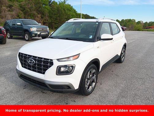 2023 Hyundai VENUE SEL