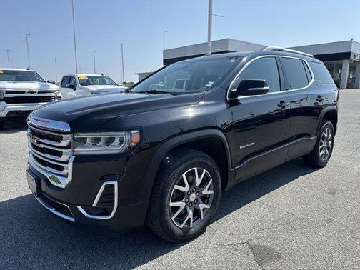 2023 GMC Acadia AWD SLT