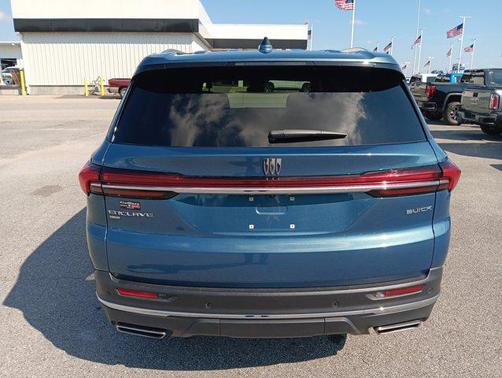 2025 Buick Enclave Preferred FWD