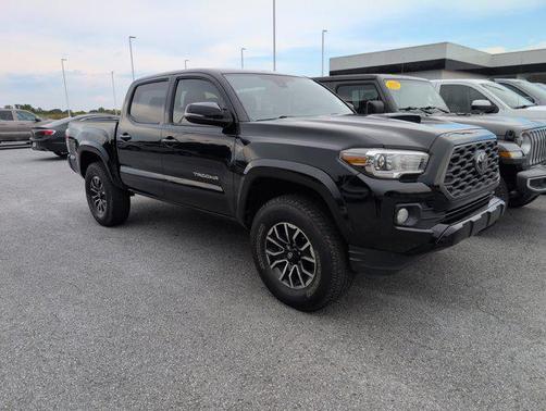 2020 Toyota Tacoma TRD Sport