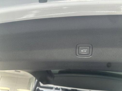 2026 GMC Yukon XL 4WD Elevation