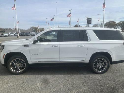 2026 GMC Yukon XL 4WD Elevation