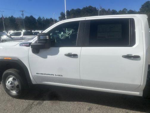 2026 GMC Sierra 3500 Base