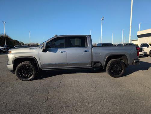 2025 Chevrolet Silverado 2500 High Country