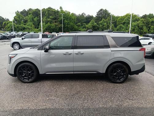 Ceramic Silver 2025 Kia Carnival Hybrid SX