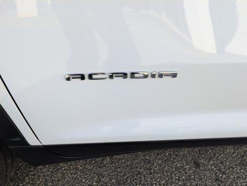 2025 GMC Acadia FWD Elevation
