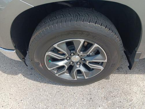 Sterling Gray Metallic 2023 Chevrolet Silverado 1500 LT